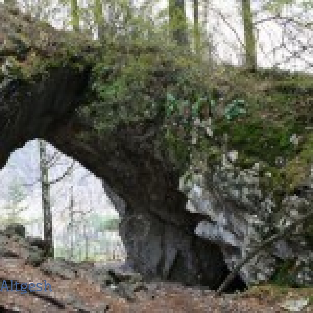 Тавдинские пещеры арка желаний